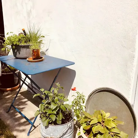 Hébergement de vacances In Cold Hawaii With In Backyard