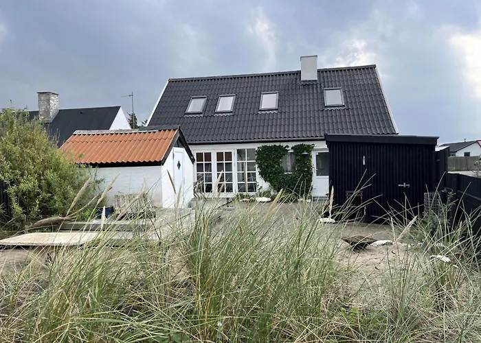 In Cold Hawaii With In Backyard Torsted (Nordjylland)